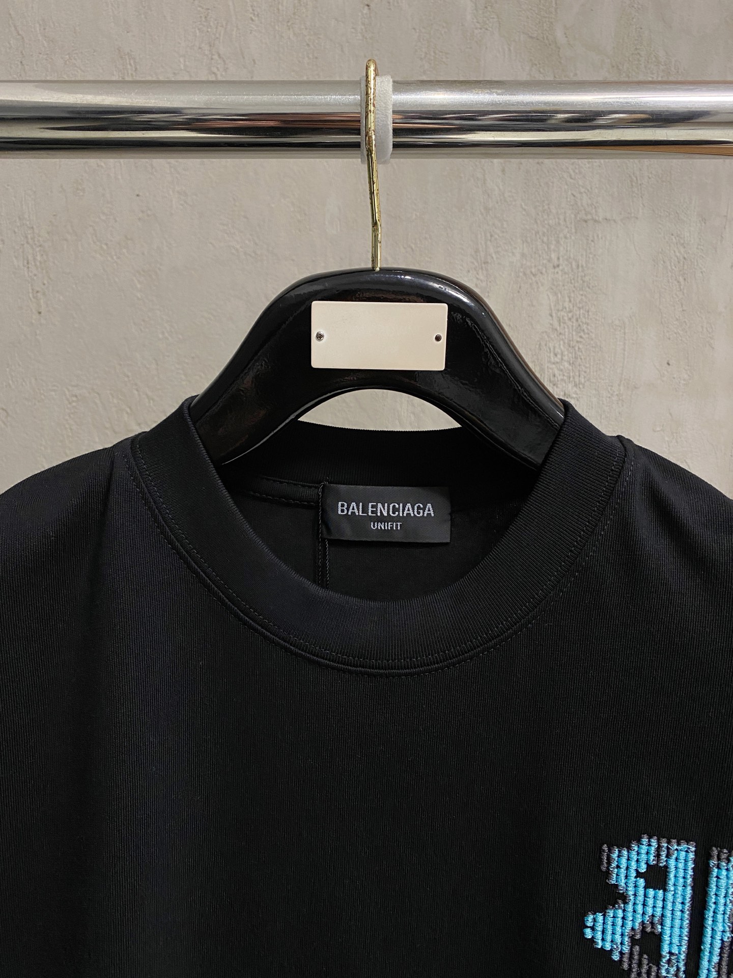 short sleeves